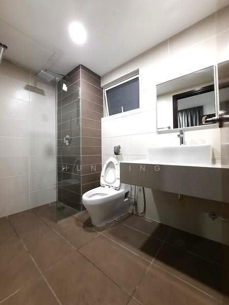 Condominium for Rent at Paraiso Residence @ The Earth - Hun Ling - Bathroom - PropertyGuru.com.my