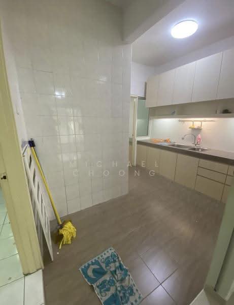 Rumah Teres untuk Dijual di TAMAN PUCHONG UTAMA (Puchong) - Michael Choong - Kitchen - PropertyGuru.com.my