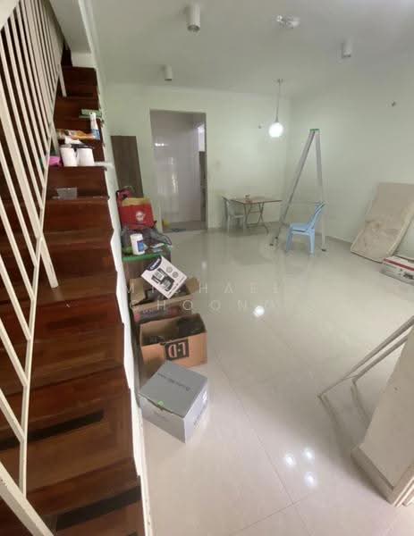 Rumah Teres untuk Dijual di TAMAN PUCHONG UTAMA (Puchong) - Michael Choong - Living Room - PropertyGuru.com.my