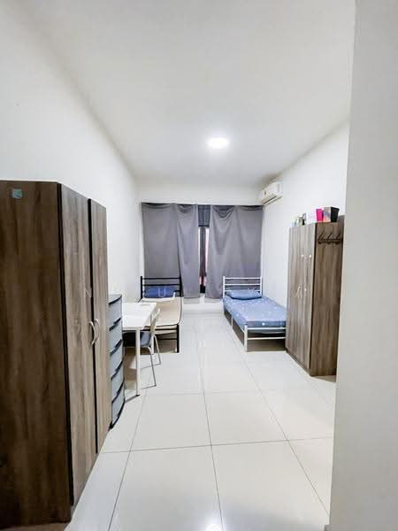 Service Residence for Rent at Savanna Executive Suite @ Southville City - Nurul Zyra - Bedroom - PropertyGuru.com.my