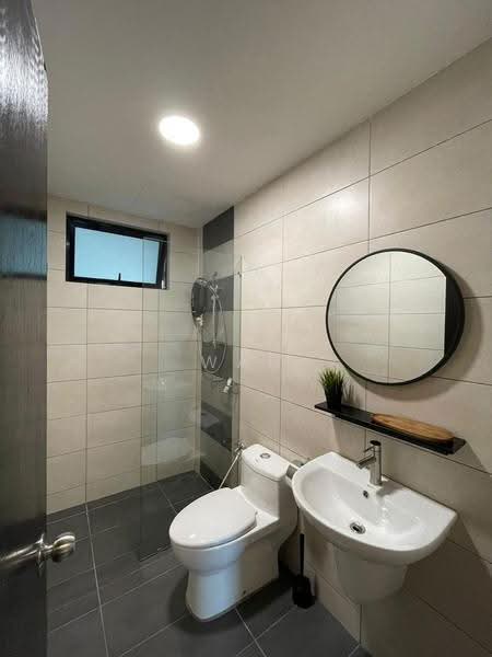 Service Residence for Sale at Molek Regency - Wan Ning - Bathroom - PropertyGuru.com.my