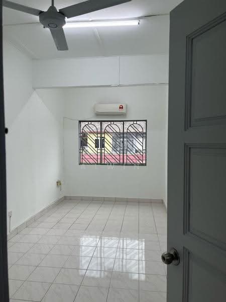 Rumah Teres 2-Tingkat untuk Disewa di Taman Klang Utama (Kapar) - Alwin Lee - Interior - PropertyGuru.com.my