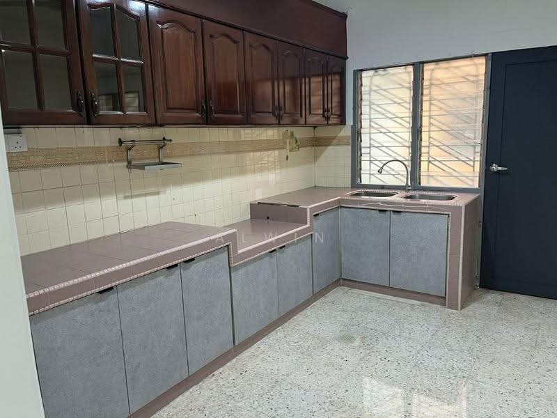 Rumah Teres 2-Tingkat untuk Disewa di Taman Klang Utama (Kapar) - Alwin Lee - Kitchen - PropertyGuru.com.my