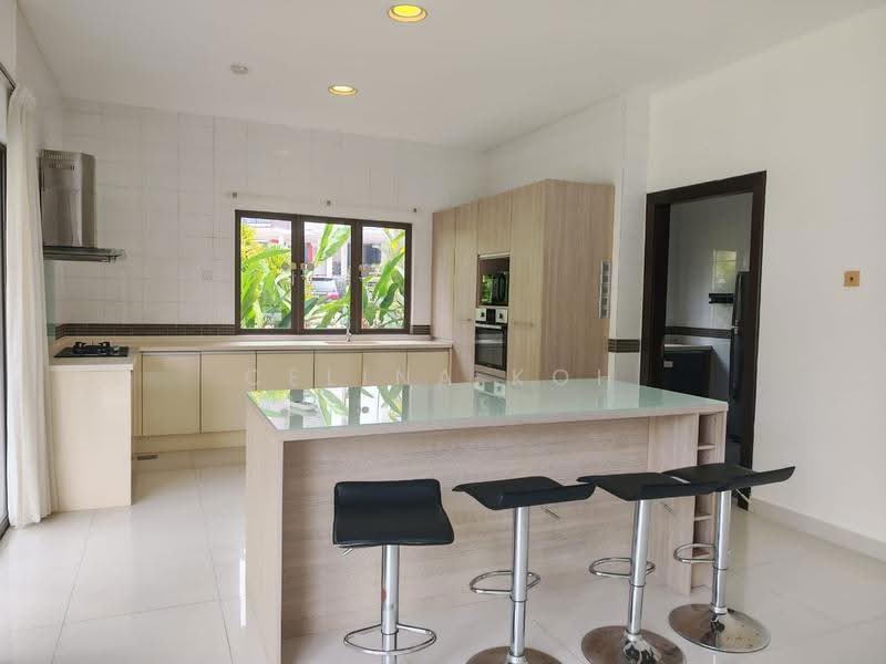 Bungalow House for Rent in Valencia (Sungai Buloh) - Celina Koh - PropertyGuru.com.my