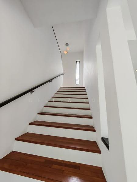Bungalow House for Rent in Valencia (Sungai Buloh) - Celina Koh - PropertyGuru.com.my