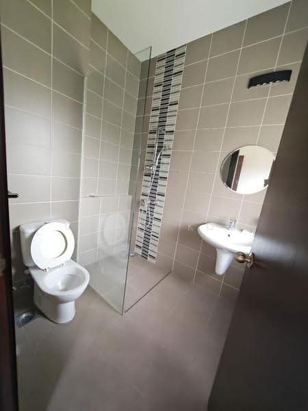 Bungalow House for Rent in Valencia (Sungai Buloh) - Celina Koh - PropertyGuru.com.my