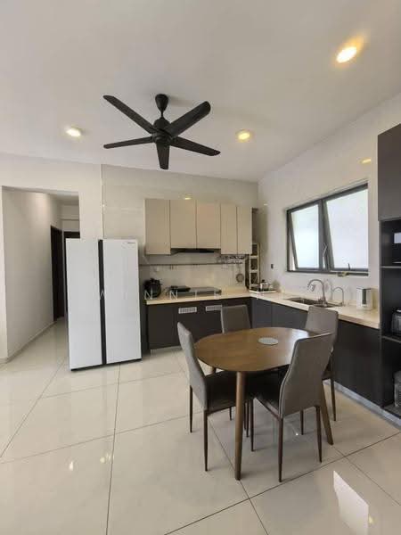Condominium for Sale at Royal Strand @ Country Garden Danga Bay - Winnie Ng - Kitchen - PropertyGuru.com.my