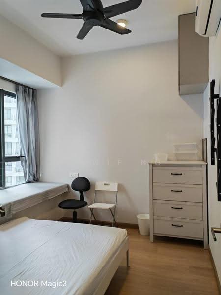 Condominium for Sale at Royal Strand @ Country Garden Danga Bay - Winnie Ng - Bedroom - PropertyGuru.com.my
