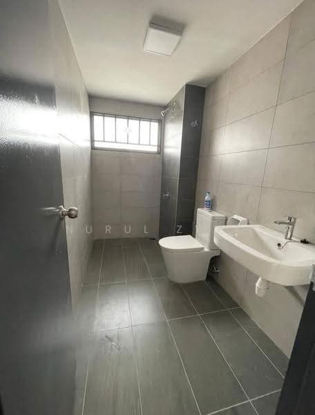 Terraced House for Rent in Mahkota Hills (Lenggeng) - Nurul Zyra - Bathroom - PropertyGuru.com.my