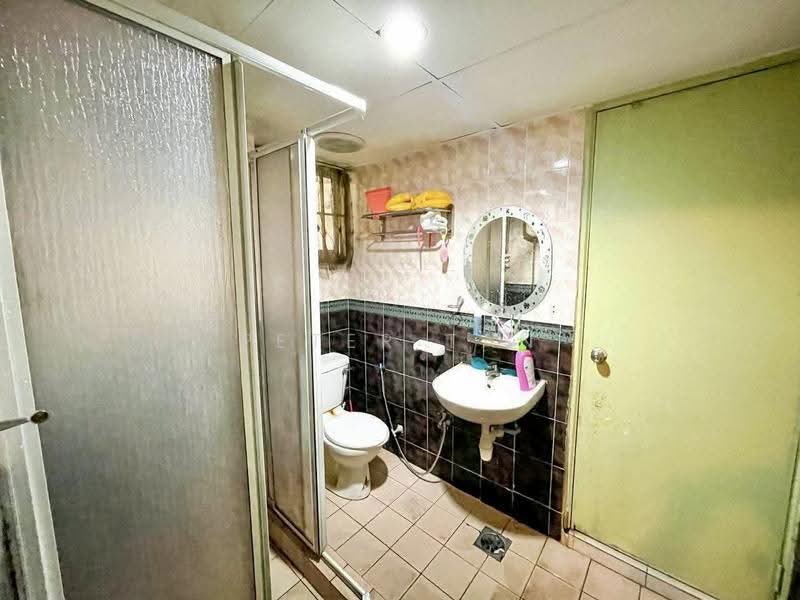 Condominium for Rent at Venice Hill - Peter Tan - Bathroom - PropertyGuru.com.my