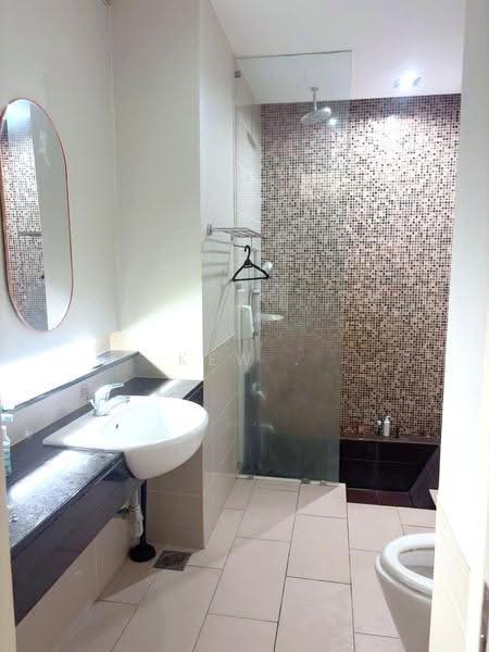 Service Residence for Rent at Swiss Garden Residences - Kew . - Bathroom - PropertyGuru.com.my