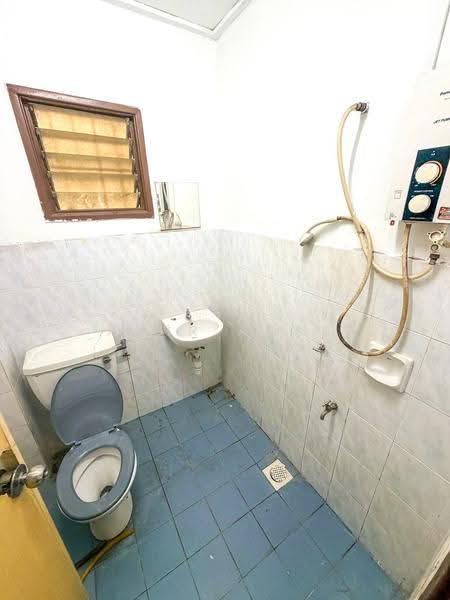 Rumah Teres 2-Tingkat untuk Dijual di Cheras (Kuala Lumpur) - Amir Abas - Bathroom - PropertyGuru.com.my