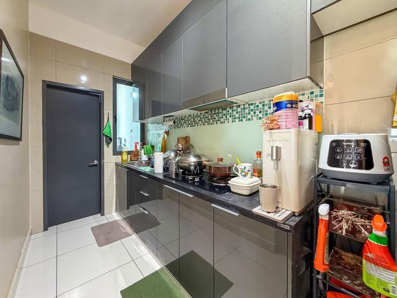 Kondominium untuk Dijual di Aura Residence - Kamil Ghazali - Kitchen - PropertyGuru.com.my