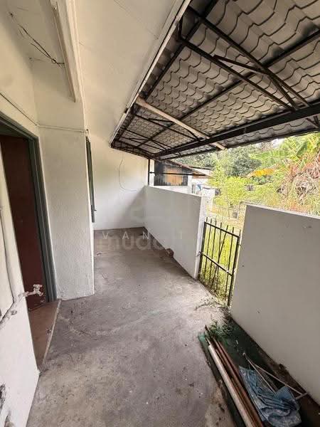 1-storey Terraced House for Sale in Taman Puchong Indah (Puchong) - Ivan Tan - Balcony - PropertyGuru.com.my