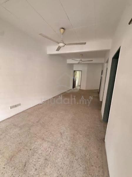 1-storey Terraced House for Sale in Taman Puchong Indah (Puchong) - Ivan Tan - Interior - PropertyGuru.com.my