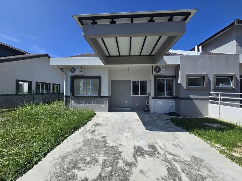 Semi-Detached House for Sale in Pulau Indah (Klang) - Jason Yeong - Exterior - PropertyGuru.com.my