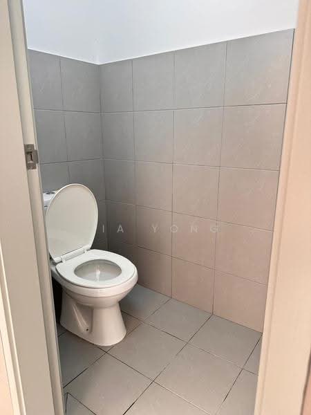 Kedai untuk Disewa di Bayan Baru (Penang) - Jia Yong - Bathroom - PropertyGuru.com.my