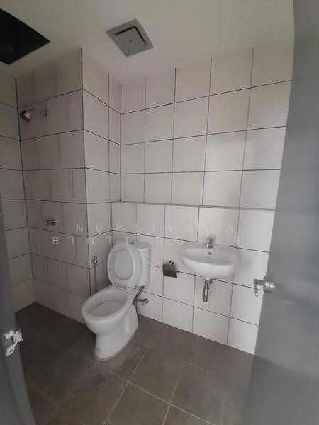 Kilang untuk Disewa di Shah Alam (Selangor) - Nurliyana Binti Busari - Bathroom - PropertyGuru.com.my