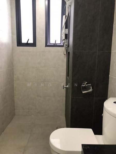Kondominium untuk Dijual di Ascenda Residence @ Skyarena - Ming Feng - Bathroom - PropertyGuru.com.my