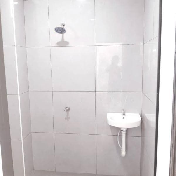 Rumah Teres untuk Dijual di Taman Desa Tebrau (Tebrau) - Chloe Ying - Bathroom - PropertyGuru.com.my