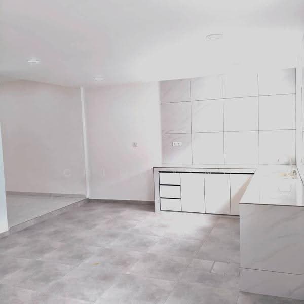 Rumah Teres untuk Dijual di Taman Desa Tebrau (Tebrau) - Chloe Ying - Kitchen - PropertyGuru.com.my