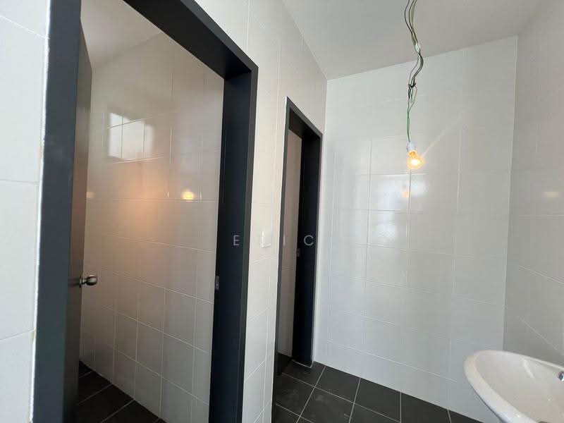 Shop for Rent in Eco Grandeur (Puncak Alam) - Eric Yap - Interior - PropertyGuru.com.my