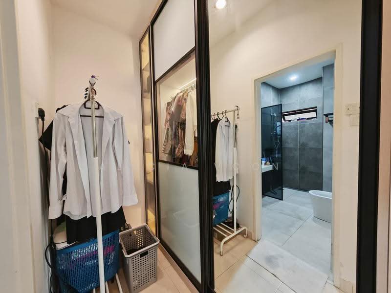 Rumah Teres 2-Tingkat untuk Dijual di Taman Seri Austin (Tebrau) - Alicia Voon - PropertyGuru.com.my