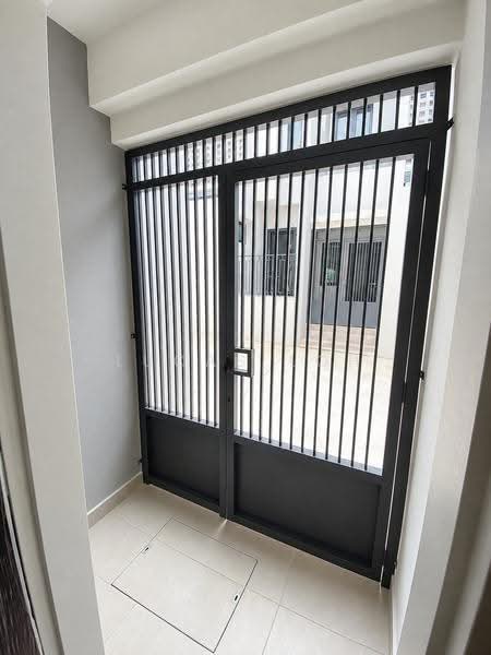 2-storey Terraced House for Sale in Elmina (Shah Alam) - Lucas Loh - Entrance - PropertyGuru.com.my