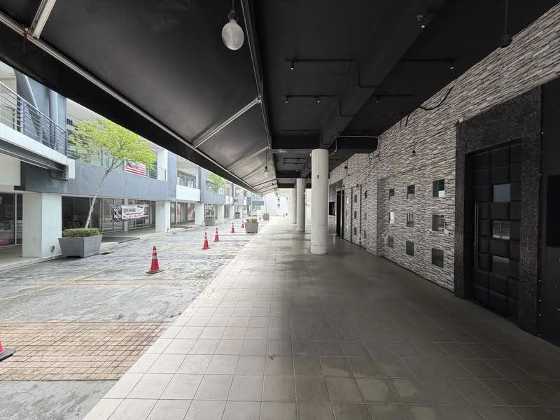 Shop / Office untuk Disewa di Balakong (Selangor) - Winson Tay - Exterior - PropertyGuru.com.my
