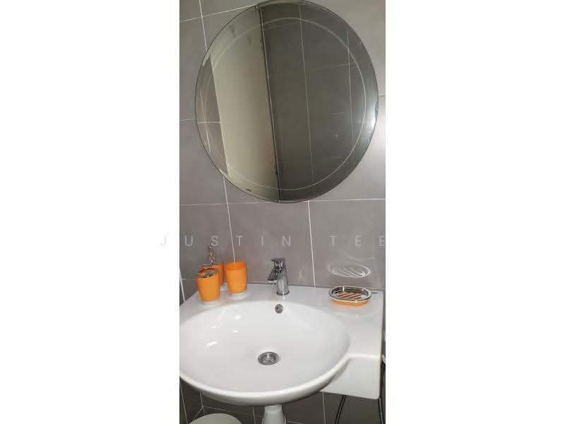 Kediaman Servis untuk Disewa di Savanna Executive Suite @ Southville City - Justin Tee - Bathroom - PropertyGuru.com.my