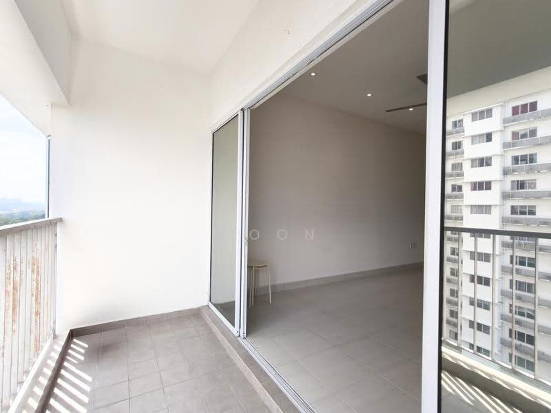 Kondominium untuk Dijual di Koi Kinrara - Moon Chiew - Balcony - PropertyGuru.com.my