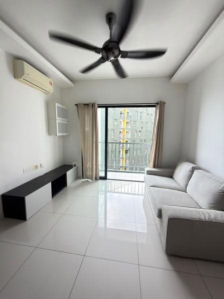 Kondominium untuk Dijual di TRI PINNACLE - Darren Lye - Living Room - PropertyGuru.com.my
