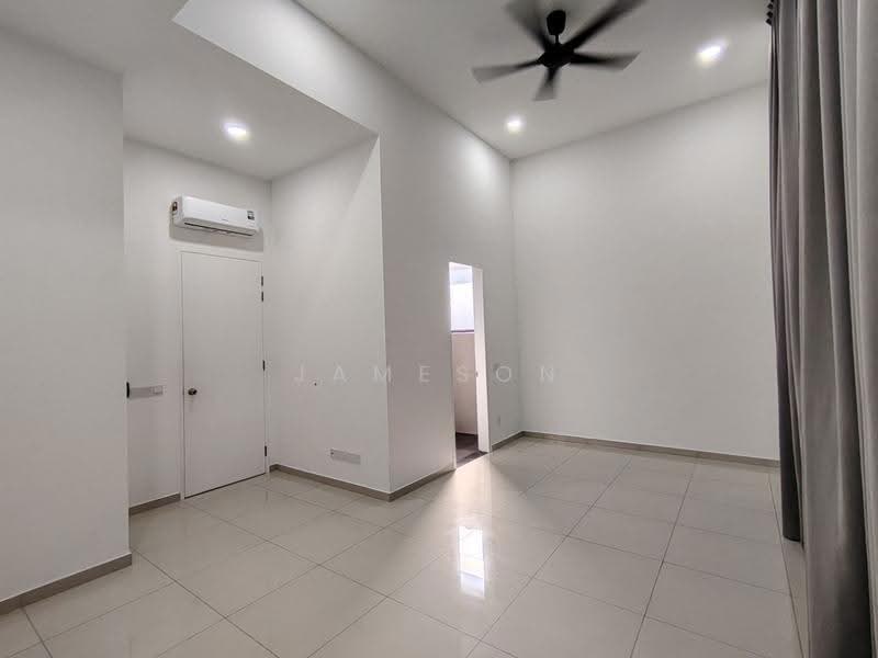 2-storey Terraced House for Rent in Taman Ekoflora (Johor Bahru) - Jameson Choo - Living Room - PropertyGuru.com.my
