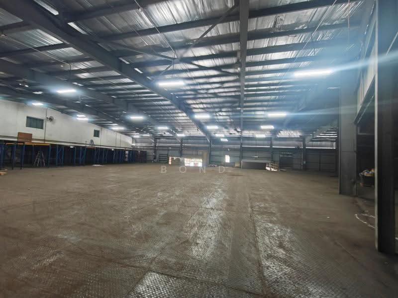Detached Factory for Rent in Taman Industri Bolton (Batu Caves) - Bond Lee - Interior - PropertyGuru.com.my