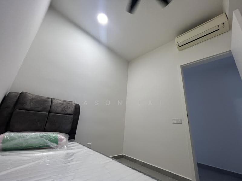Kediaman Servis untuk Disewa di D'Ivo - Jason Lai - Bedroom - PropertyGuru.com.my