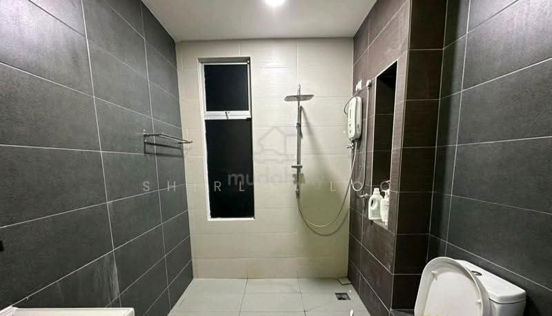 Cluster House for Sale in Bandar Parklands (Klang) - Shirley Loo - Bathroom - PropertyGuru.com.my