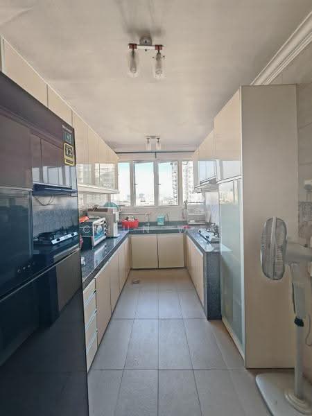 Condominium for Sale at Sri Suajaya Condominium - Chun Wei - Kitchen - PropertyGuru.com.my