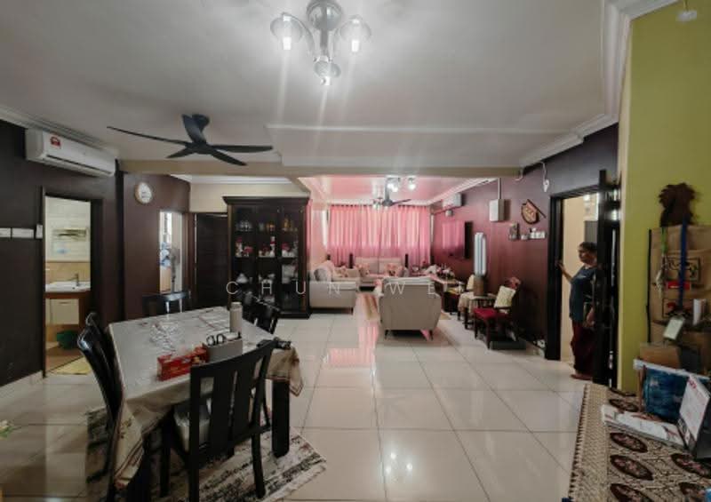 Condominium for Sale at Sri Suajaya Condominium - Chun Wei - Living Room - PropertyGuru.com.my