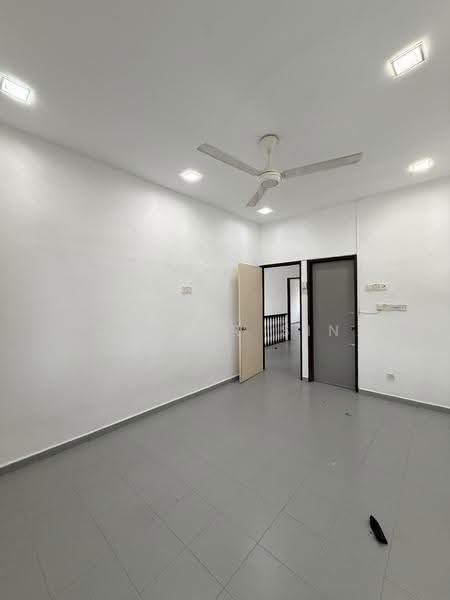 Rumah Teres 2-Tingkat untuk Dijual di Taman Maluri (Cheras) - Denver Sin - Interior - PropertyGuru.com.my