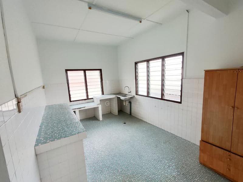 Bungalow House for Rent in Kampung Cheras Baru (Ampang) - Ming Feng - Kitchen - PropertyGuru.com.my
