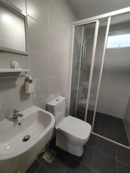 Kediaman Servis untuk Disewa di Cerrado Residence @ Southville City - Ruqayyah Hashim - Bathroom - PropertyGuru.com.my
