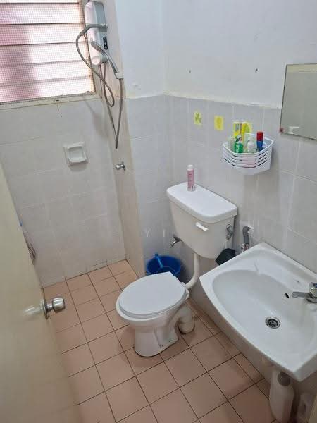 Pangsapuri untuk Disewa di D'Palma - Yi Jun - Bathroom - PropertyGuru.com.my