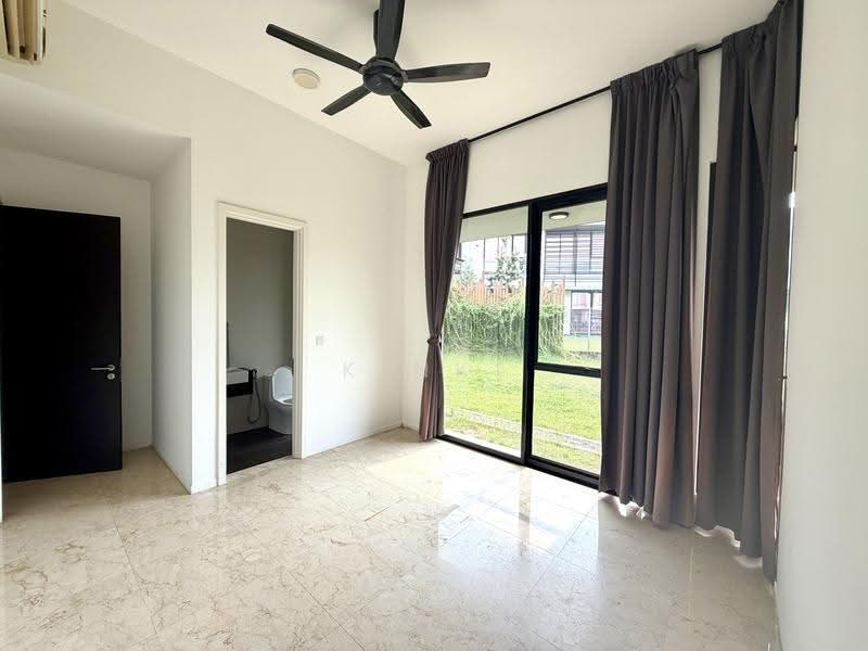 Rumah Berkembar untuk Disewa di East Ledang (Iskandar Puteri (Nusajaya)) - Kinki Teow - Bathroom - PropertyGuru.com.my