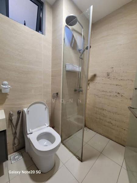Service Residence for Sale at Crescent Bay Suites (Teluk Bayu) - Yvonne Lim - Bathroom - PropertyGuru.com.my