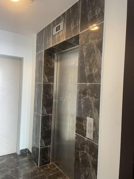 Kediaman Servis untuk Disewa di D'Summit Residences - CK Lim - Corridor - PropertyGuru.com.my