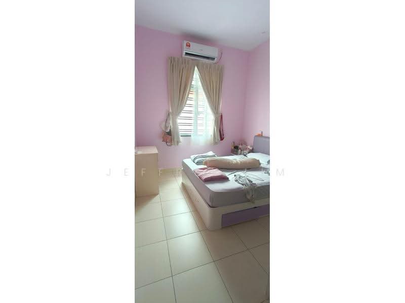 2-storey Terraced House for Sale in Johor Bahru (Johor) - Jeffrey Lim - Bedroom - PropertyGuru.com.my