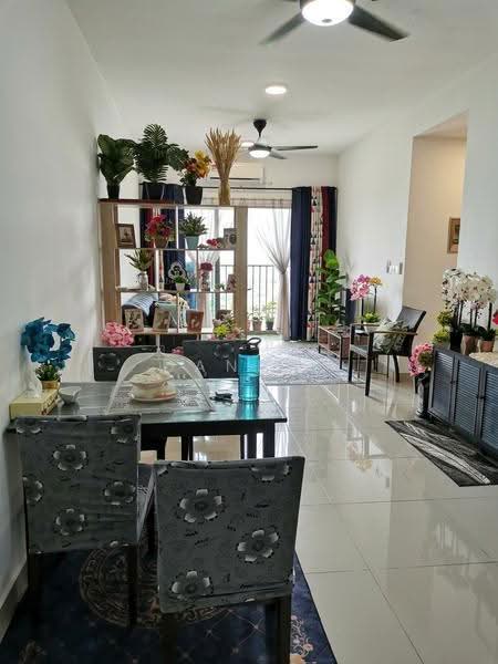 Kondominium untuk Dijual di The Hamstead Cheras - Danilo Lim - Living Room - PropertyGuru.com.my