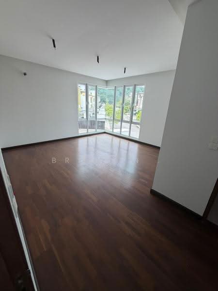 Bungalow House untuk Dijual di Taman Tijani Ukay (Ulu Kelang) - Brandon . - Living Room - PropertyGuru.com.my