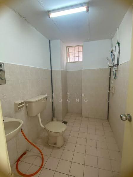 Kondominium untuk Disewa di Green Acre - Alicia Choong - Bathroom - PropertyGuru.com.my