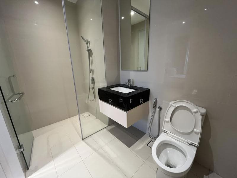 Service Residence for Rent at Pavilion Ceylon Hill - Harper Tan - Bathroom - PropertyGuru.com.my
